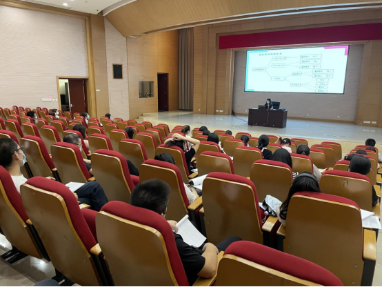 近日，大朗镇召开数字经济统计监测试点调查填报业务培训会（已阅)308.png